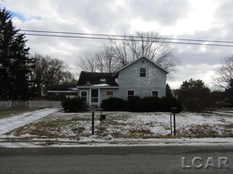 1018 Sutton Rd, Adrian, MI 49221 photo 1