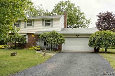 4418 Wickham Ct, Adrian, MI 49221 photo 1