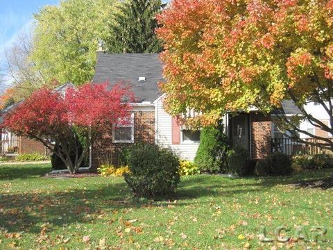 502 W Maple Ave, Adrian, MI 49221 photo 1