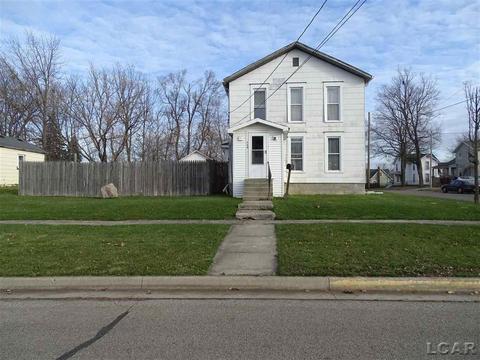423 E Hunt, Adrian, MI 49221 photo 1