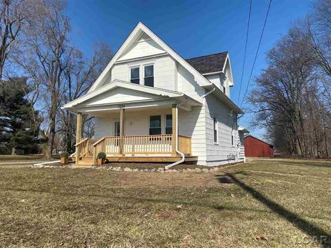 1224 E Gorman, Adrian, MI 49221 photo 1
