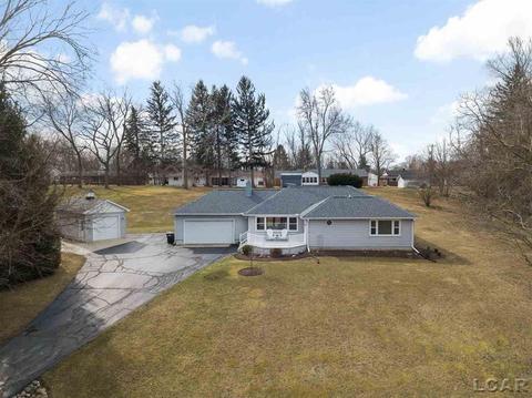 945 Riverside, Adrian, MI 49221 photo 1