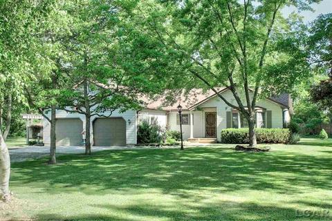 4533 Mohawk Trl, Adrian, MI 49221 photo 1