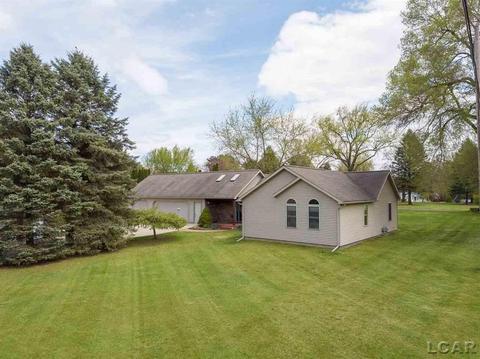 2588 Sharp Rd, Adrian, MI 49221 photo 1