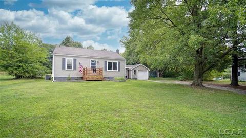 1108 E Valley Rd, Adrian, MI 49221 photo 1