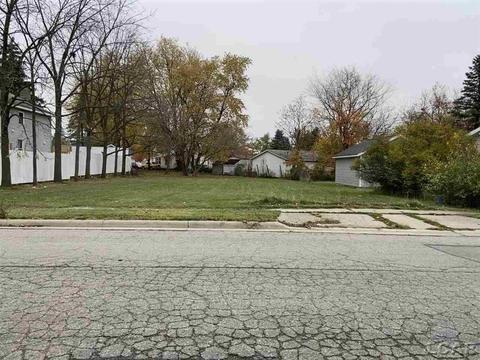 631 Oak, Adrian, MI 49221 photo 1