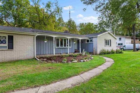 4767 Devonshire Ct, Adrian, MI 49221 photo 1