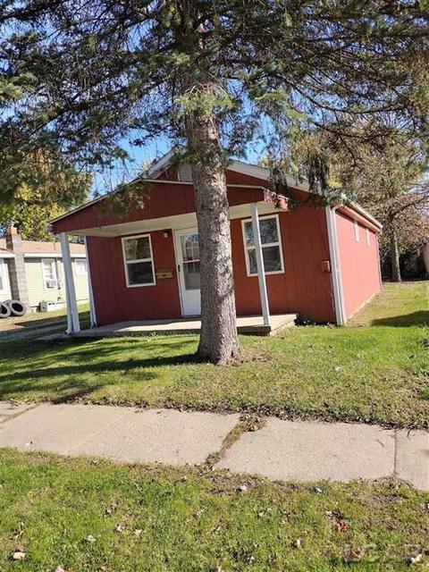 737 Oak St, Adrian, MI 49221 photo 1