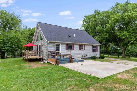 2020 E Gier, Adrian, MI 49221 photo 1