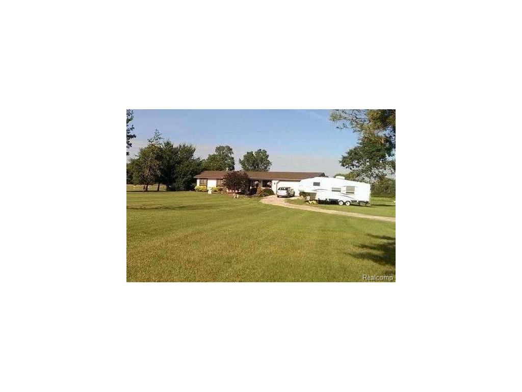 2084 Plank Rd, Dundee, MI 48131 photo 1