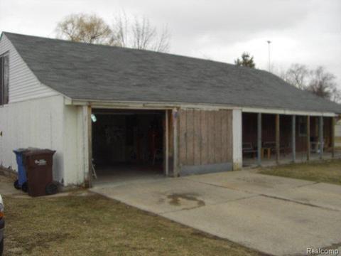 3150 Navarre, Monroe, MI 48162 photo 1