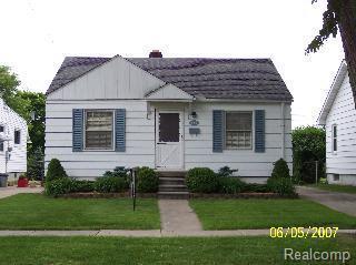 826 Maple, Monroe, MI 48162 photo 1