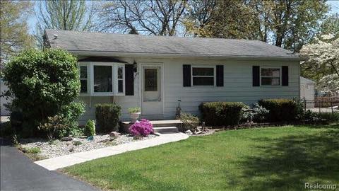 15570 Pine, Monroe, MI 48161 photo 1