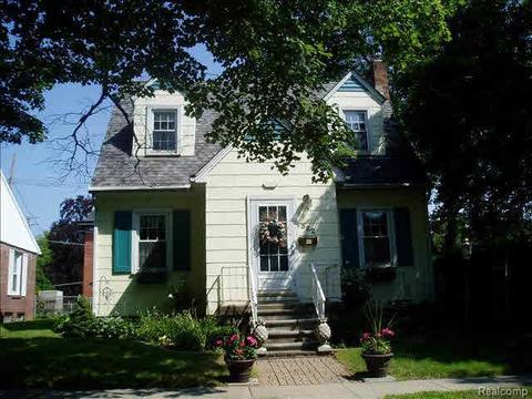 322 Tremont, Monroe, MI 48161 photo 1