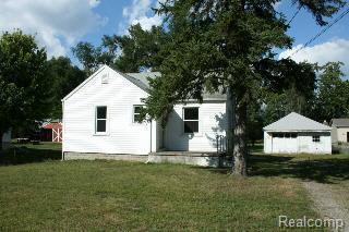 6756 Summerfield Rd, Temperance, MI 48182 photo 1