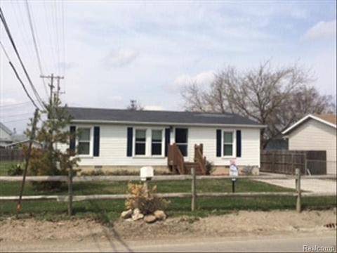 1014 Bacon, Monroe, MI 48161 photo 1