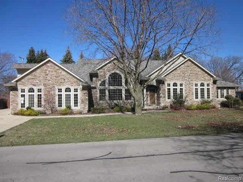 1585 Sunset, Monroe, MI 48162 photo 1