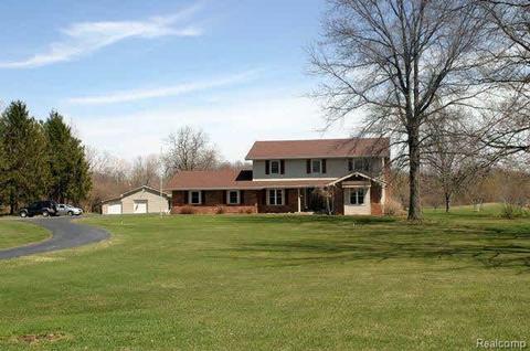 9316 Jackman, Temperance, MI 48182 photo 1