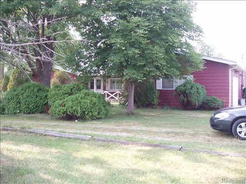 1621 E Sigler Rd, Carleton, MI 48117 photo 1