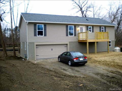4193 N Custer Rd, Monroe, MI 48162 photo 1