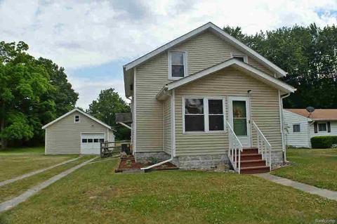 409 Pickard, Temperance, MI 48182 photo 1