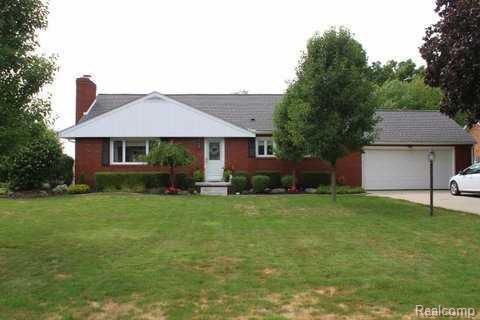861 Ruff Dr, Monroe, MI 48162 photo 1