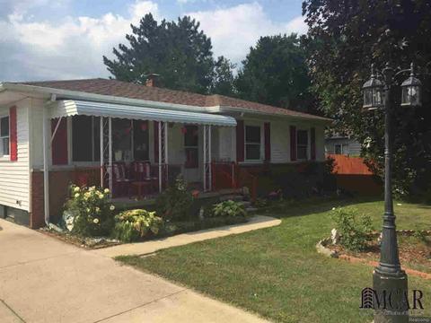 786 Rambow Dr, Monroe, MI 48161 photo 1