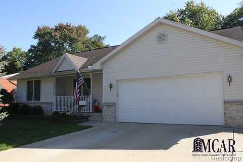 1422 Arbor Ave, Monroe, MI 48162 photo 1