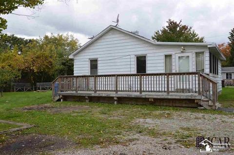 3160 Maplewood, Monroe, MI 48162 photo 1