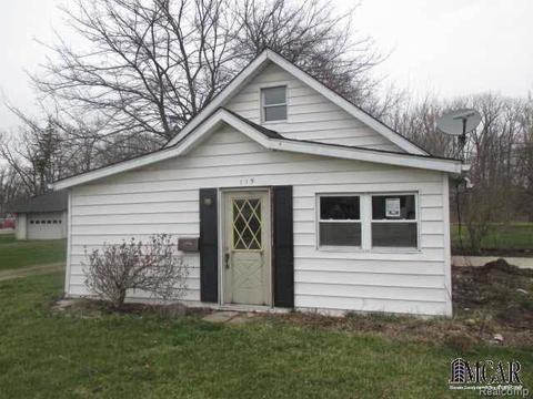 115 E Monroe St, Dundee, MI 48131 photo 1