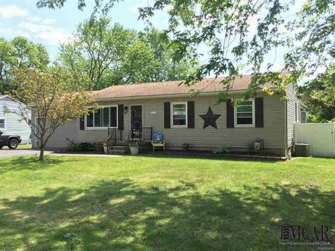 1476 Walnut St, Monroe, MI 48162 photo 1