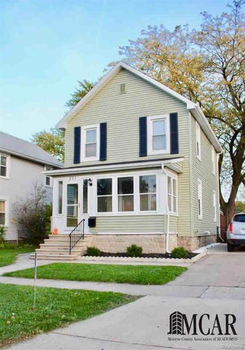 331 S Roessler St, Monroe, MI 48161 photo 1
