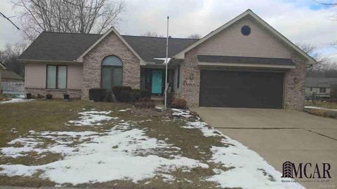 935 Donnalee, Monroe, MI 48162 photo 1