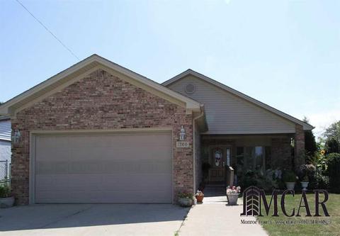 1200 Maple Blvd, Monroe, MI 48162 photo 1