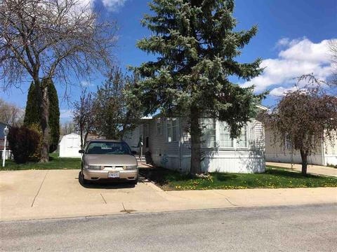 317 Highlands, Temperance, MI 48182 photo 1
