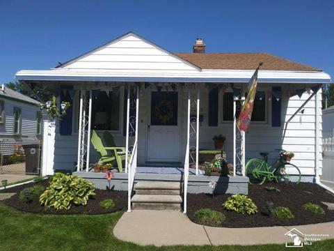 17069 Valade, Riverview, MI 48193 photo 1