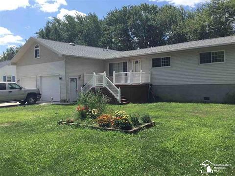 3216 11th, Monroe, MI 48162 photo 1