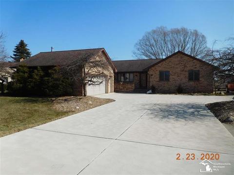 328 Bates, Monroe, MI 48162 photo 1
