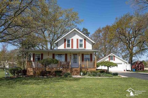 9073 Grafton, Carleton, MI 48117 photo 1