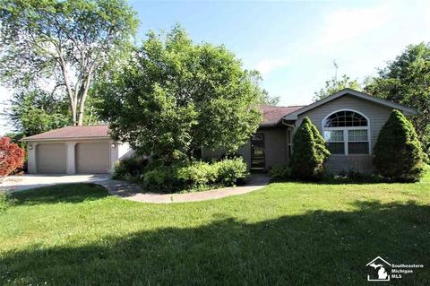 8923 N Custer, Monroe, MI 48162 photo 1