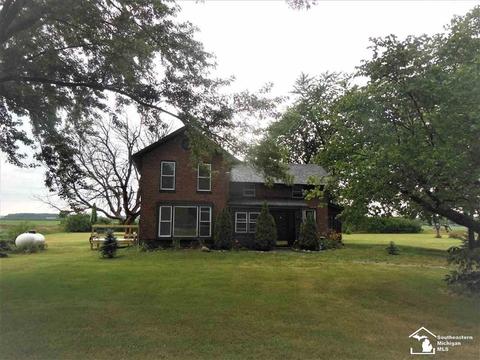 12003 Minx, Temperance, MI 48182 photo 1
