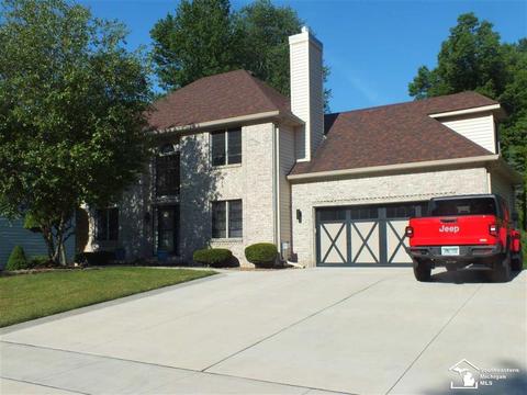 6711 Bennington, Temperance, MI 48182 photo 1