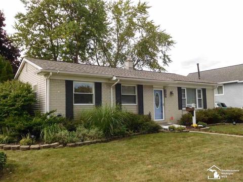 605 John Rolfe, Monroe, MI 48162 photo 1