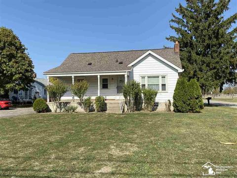2838 N Custer, Monroe, MI 48162 photo 1