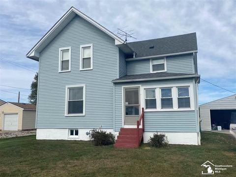 1466 W Labo, Carleton, MI 48117 photo 1