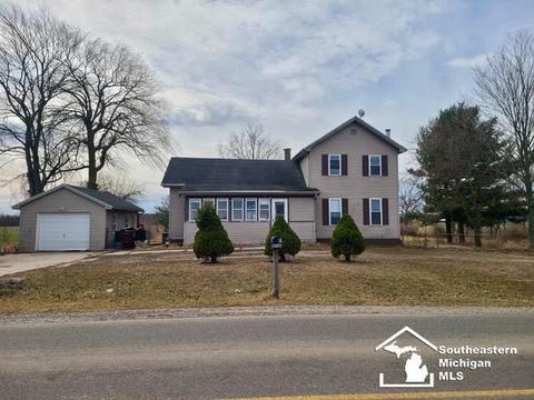 1205 E Gier Rd, Adrian, MI 49221 photo 1