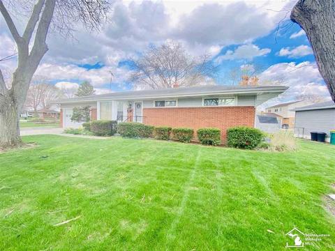 136 Crampton, Monroe, MI 48162 photo 1