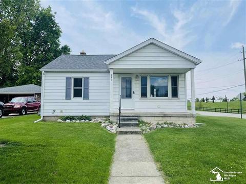 131 Stedman, Monroe, MI 48162 photo 1