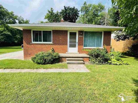 25171 Huron River Dr, Flat Rock, MI 48134 photo 1
