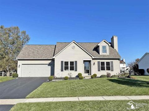 2222 Willow Bnd, Temperance, MI 48182 photo 1